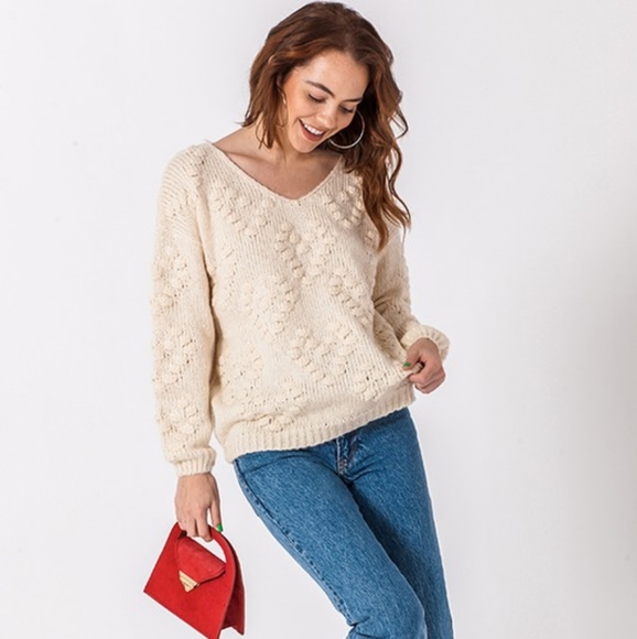 Heart textured popcorn sweater - Picture 5 of 7